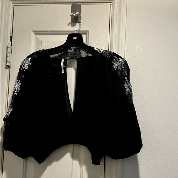 Free People cropped cover with sequins - Picture 7 of 16